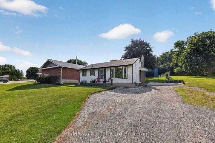 Property Photo: 584112 Beachville Road ON N5C 3J5