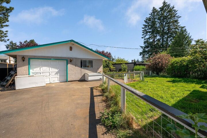 Property Photo: 1080 Nelson St BC V9S 2K2