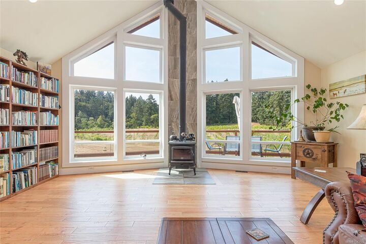 Property Photo: 7035 Tom Windsor Rd BC V9L 5W3