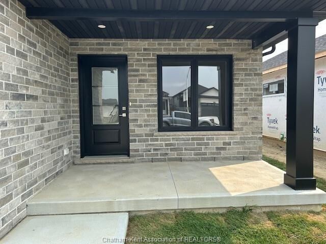 Property Photo: 171 Ironwood Trail ON N7M 0T3