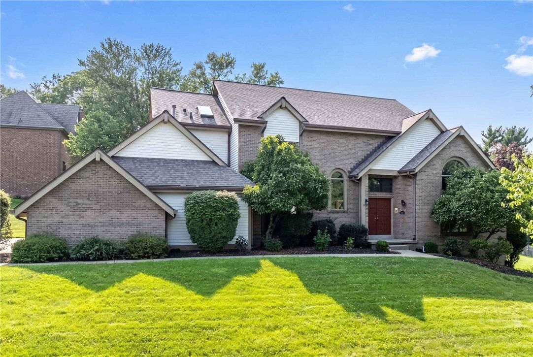 Property Photo: 2501 Birchwood Ct PA 15090