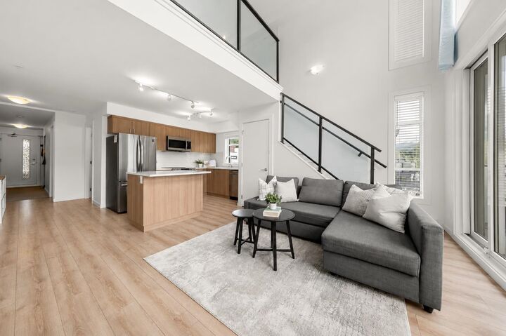 Property Photo: 39767 Government Road 206 BC V8B 0Z1
