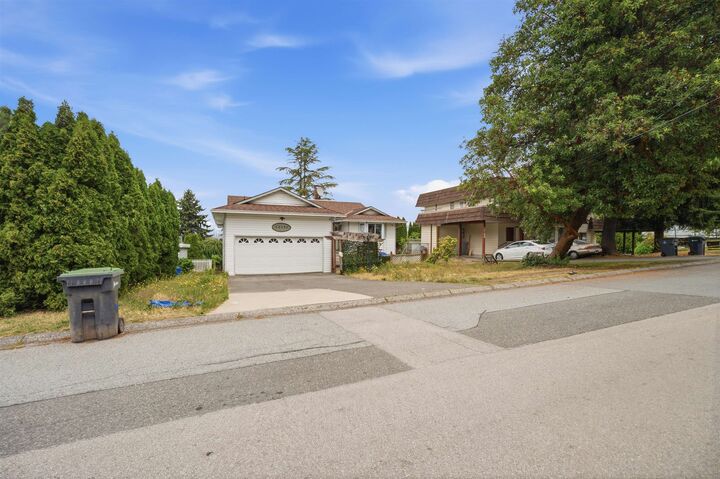 Property Photo: 12191 101A Avenue BC V3V 2Z9