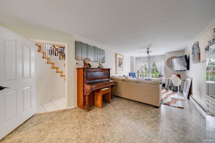Property Photo: 12142 227 Street BC V2X 6J5