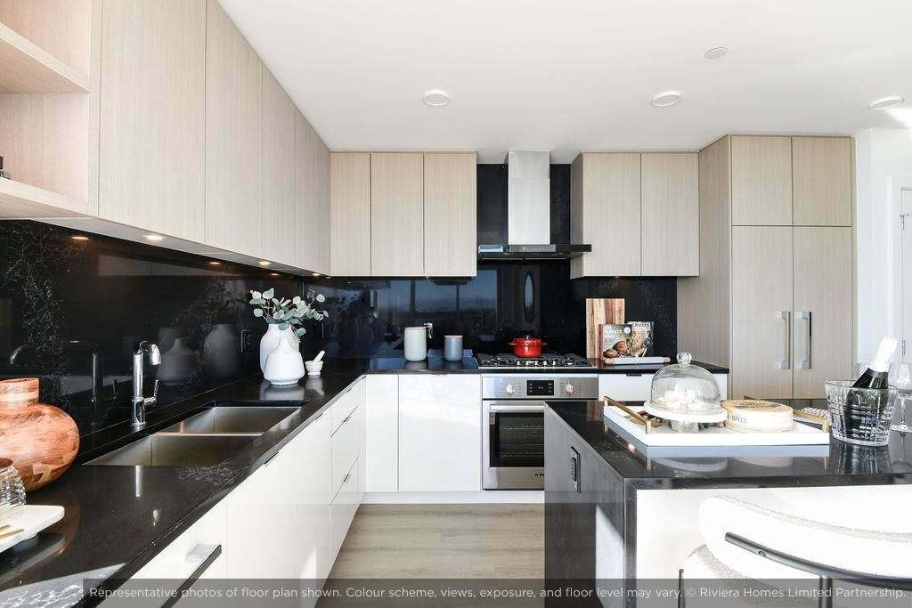 Property Photo: 4988 Bennett Street 708 BC V5H 0L1
