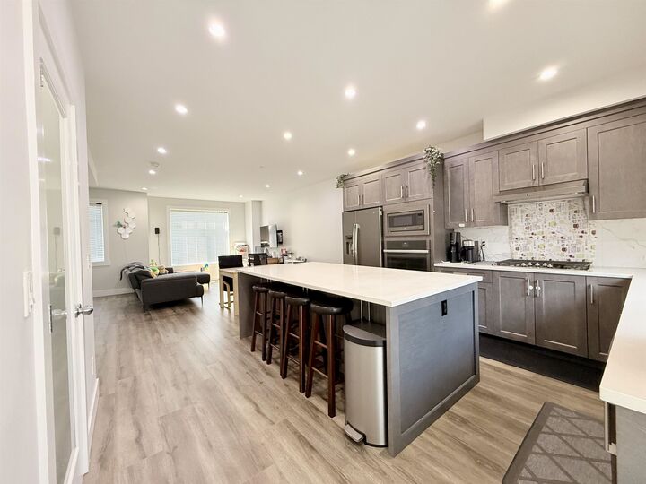 Property Photo: 19239 70 Avenue 3 BC V4N 6S8
