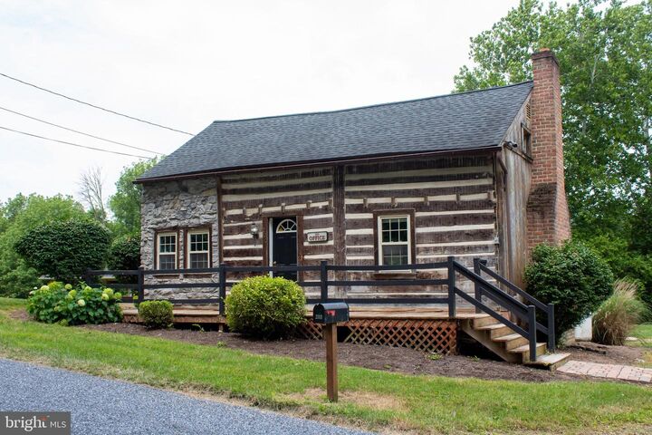 Property Photo:  204 Herrville Road  PA 17584 