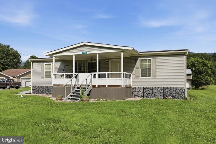 Property Photo: 10566 Northwestern Turnpike WV 26743