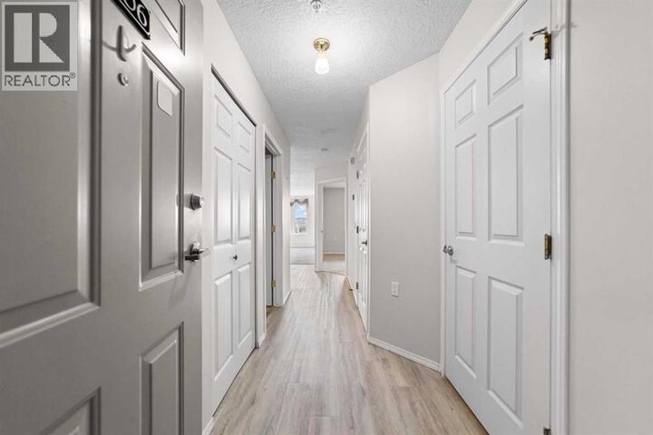 Property Photo:  4623 65 Street  AB T4V 4R1 