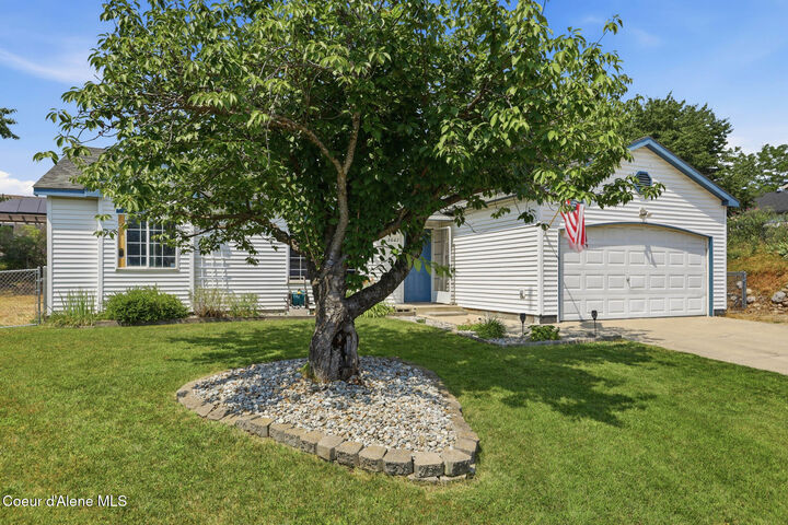 Property Photo:  2007 N Mackenzie Dr  ID 83854 