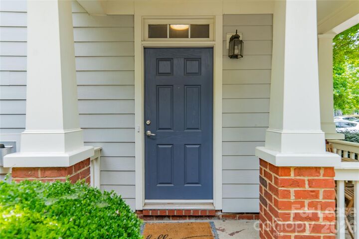 Property Photo:  419 Hurston Circle  NC 28208 