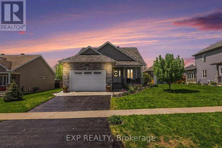 28 Jim Brownell Boulevard — photo 1