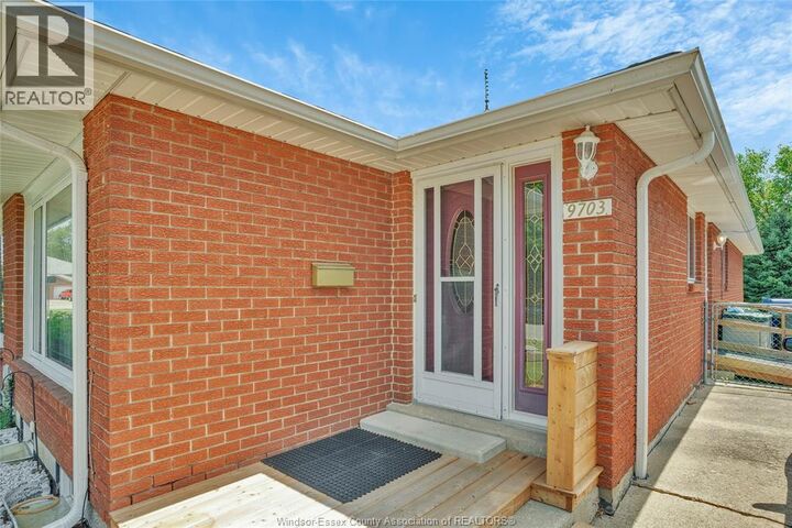 Property Photo:  9703 Melville  ON N8R 1B4 