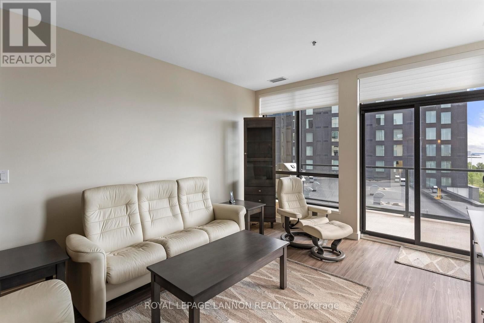 Property Photo: 2260 Sleeping Giant Parkway 2403 ON P7A 0E7