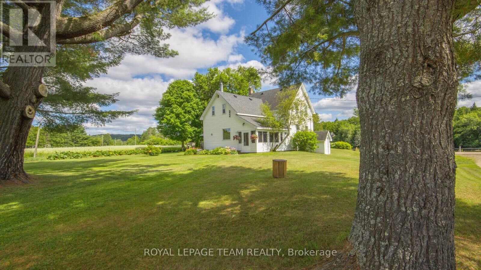Property Photo:  4822 Palmer Road  ON K0J 2E0 