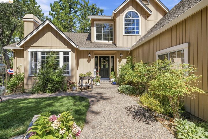 Property Photo:  20548 Sherry Court  CA 95372 