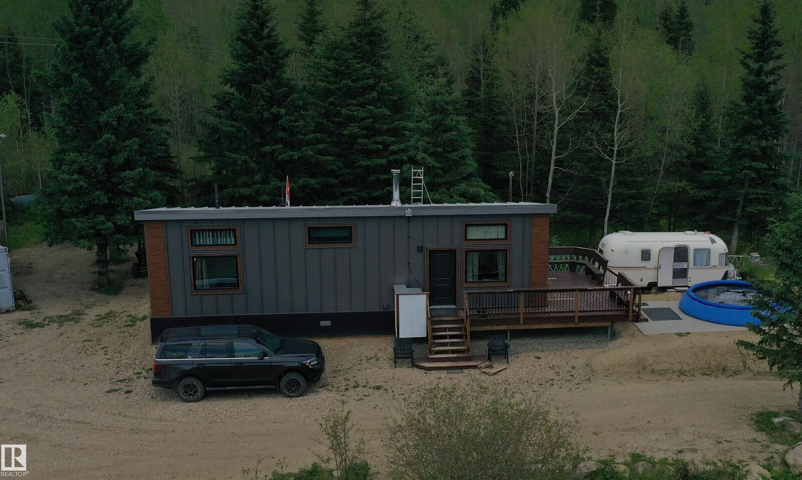 Property Photo:  22080 Twp Road 463A  AB T0C 2V0 