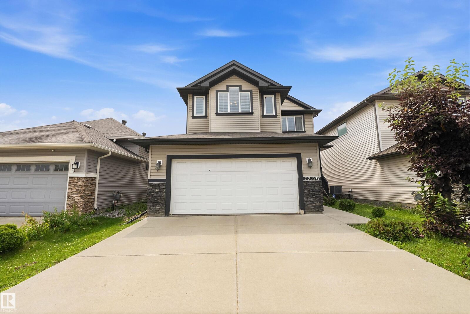 Property Photo:  12207 172 Avenue NW  AB T5X 0H3 