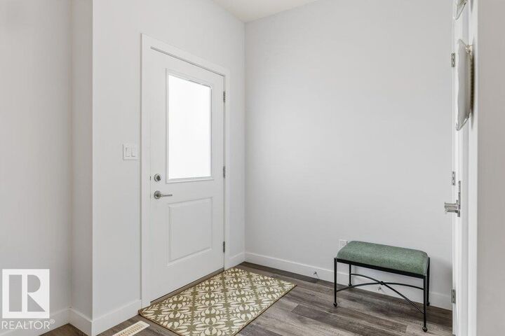 Property Photo: 8506 96 Avenue AB T8R 1T3