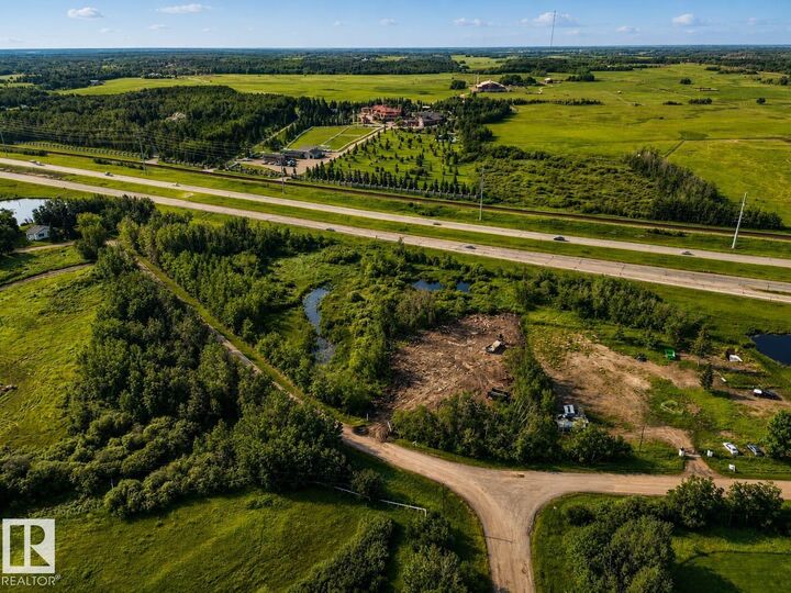 Property Photo:  51538 Rge Road 225A  AB T8C 1H5 