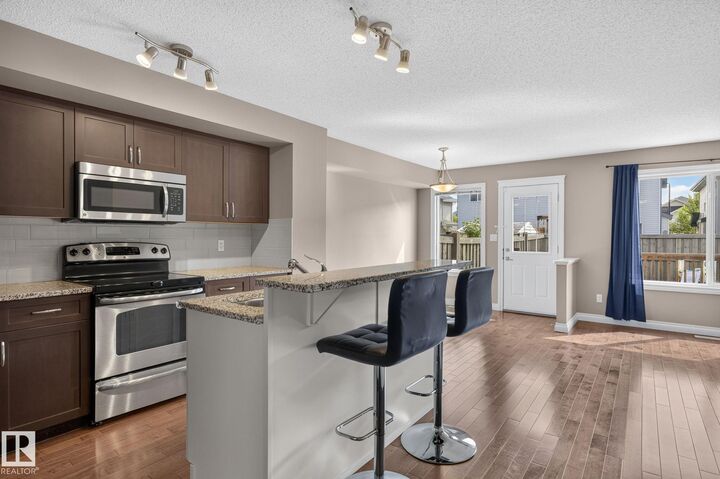 Property Photo:  1107 177 Street SW  AB T6W 1Z9 