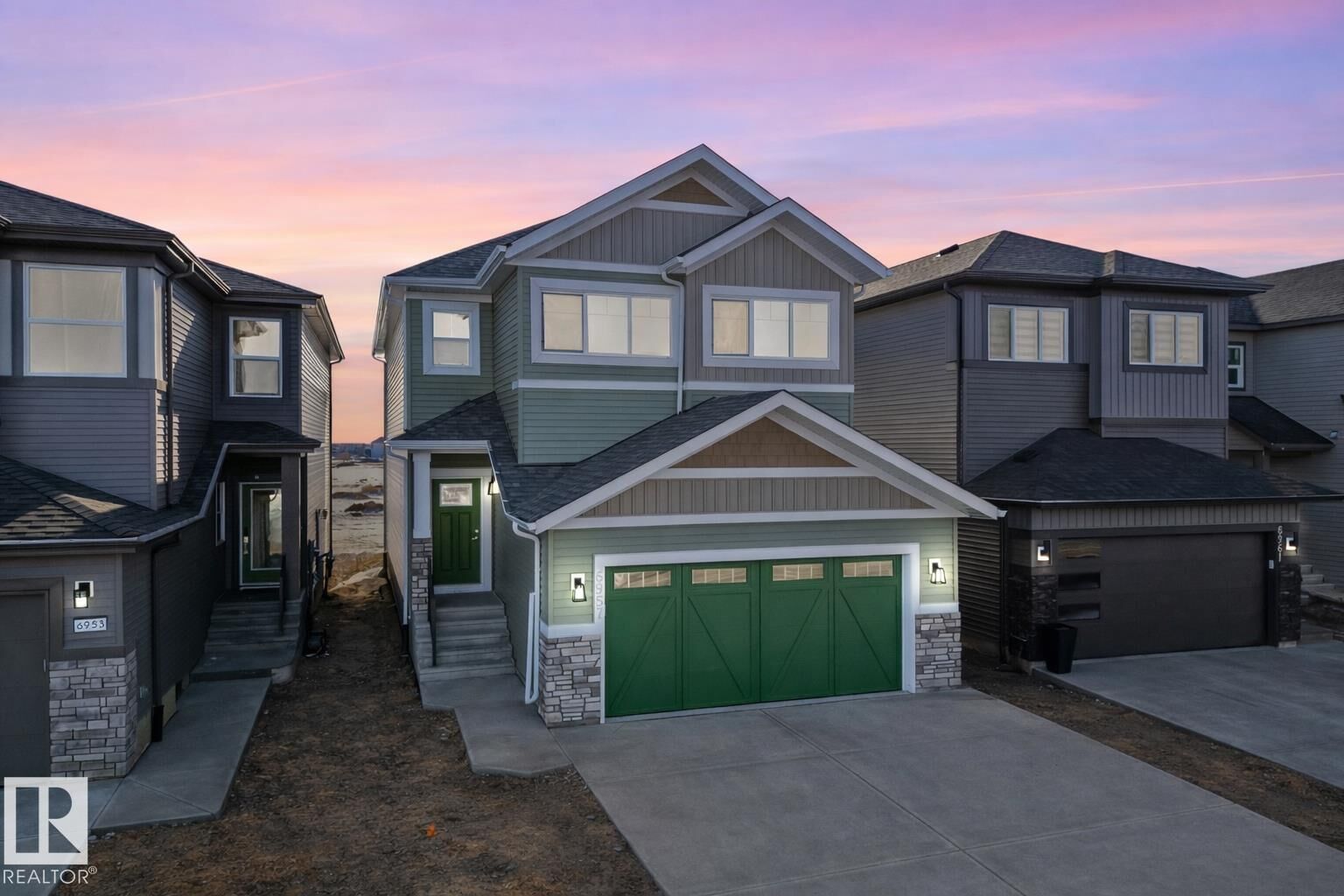 Property Photo: 6957 176A Avenue NW AB T5Z 0X8