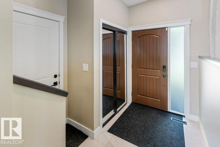 Property Photo:  68 Fleetwood Crescent  AB T8N 1R5 