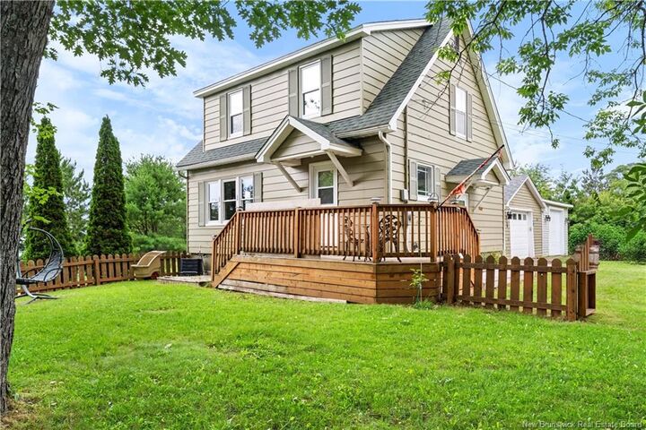 9 Academy Lane — photo 1