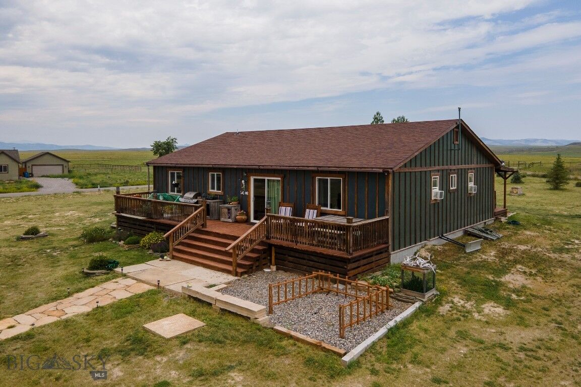 Property Photo: 66 Red Shoulder Ln MT 59752