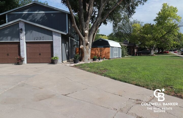 Property Photo: 1207 Kingsbury Road KS 67846