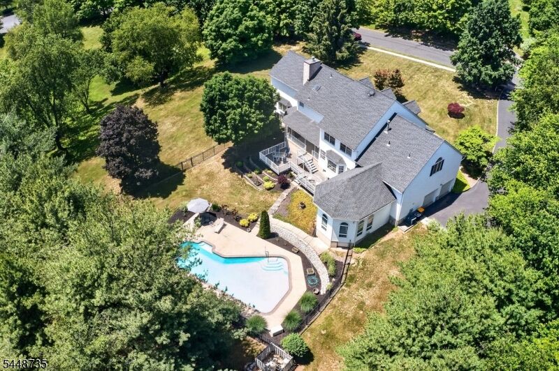 Property Photo:  905 Kip Ln  NJ 08853 