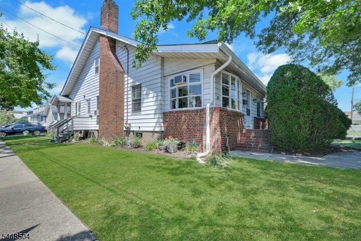 Property Photo:  111 Van Winkle Ave  NJ 07506 