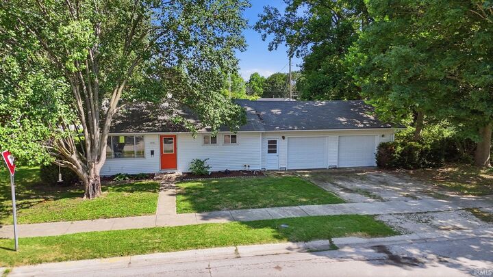 Property Photo: 1370 Dearborn Street IN 46750
