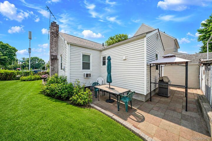 Property Photo: 8602 241st Street NY 11426
