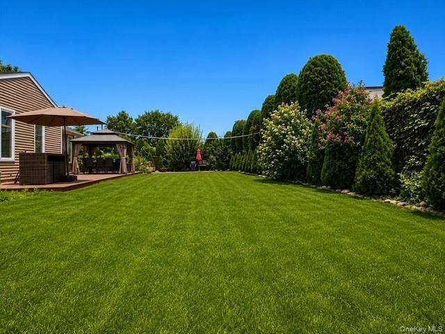 Property Photo: 639 Elmwood Road NY 11704