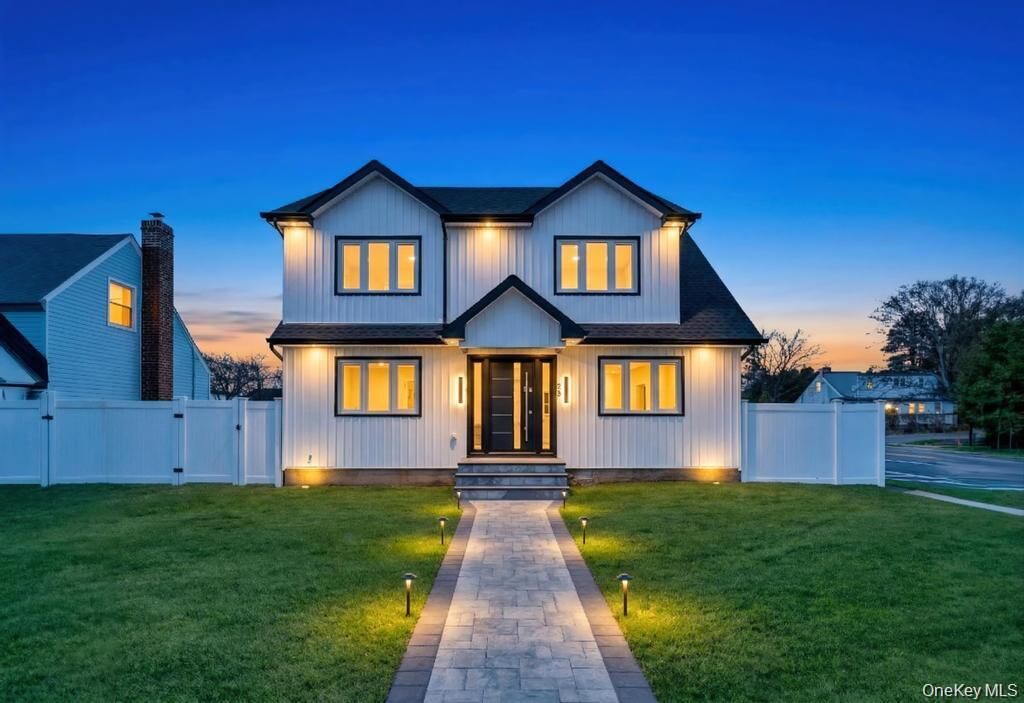 Property Photo:  28 S Elm Street  NY 11801 
