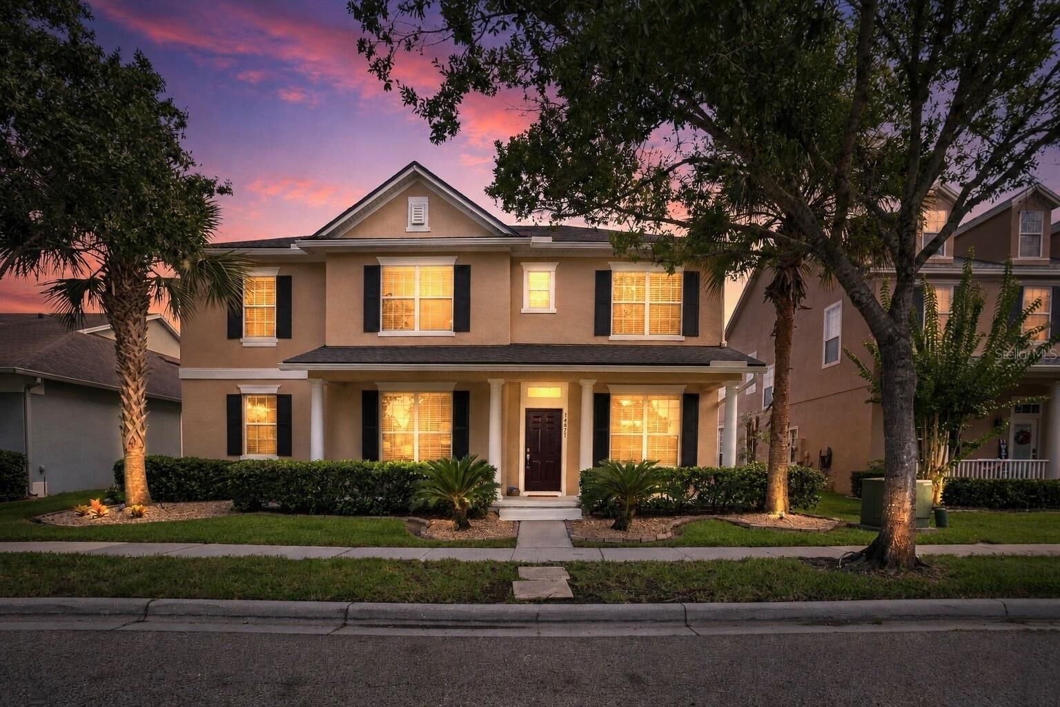 Property Photo: 14421 Paradise Tree Drive FL 32828