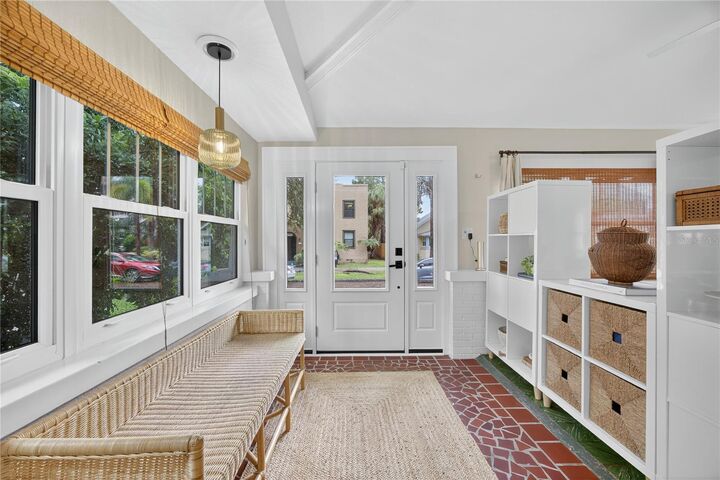 Property Photo:  221 13th Avenue NE  FL 33701 