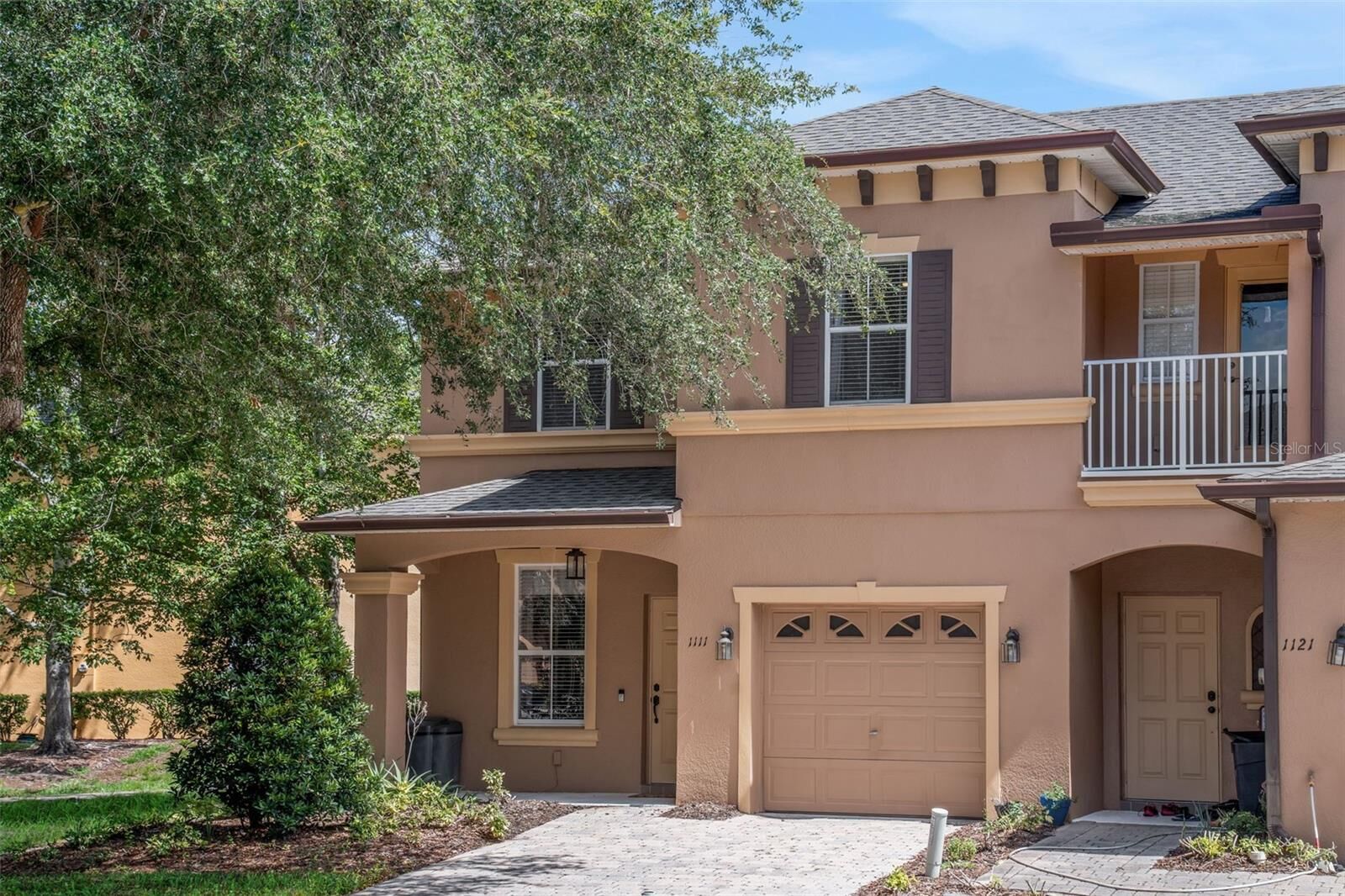 Property Photo:  1111 Long Oak Way  FL 32771 