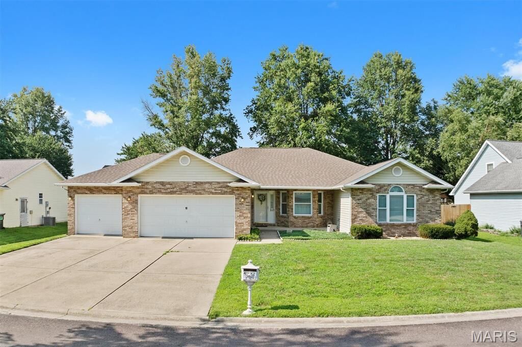 Property Photo: 10 Michelle Drive IL 62258