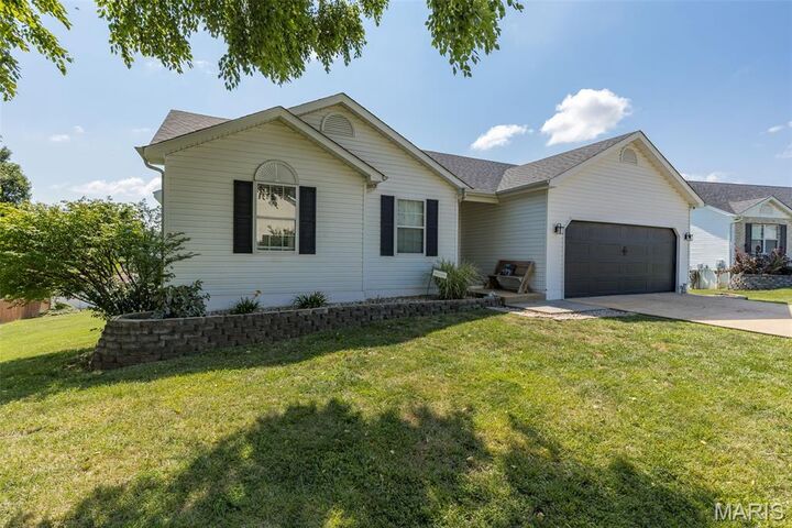 Property Photo:  2118 Prairie Glen Drive  MO 63048 