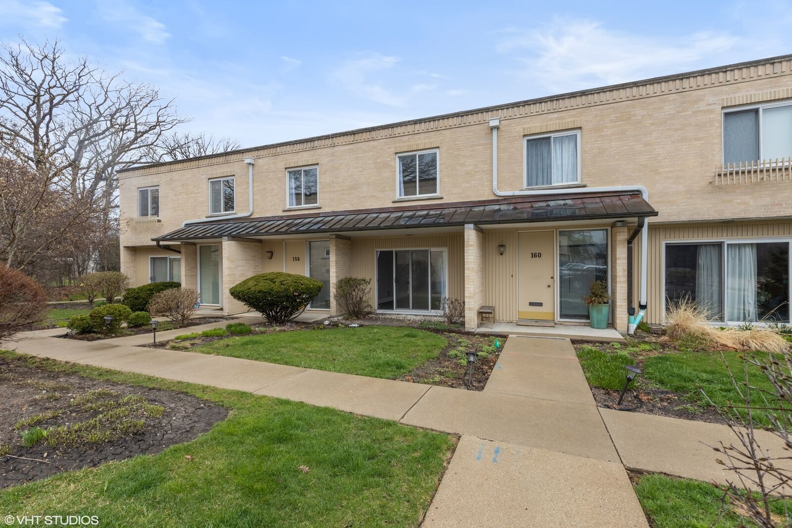 Property Photo: 158 Green Bay Road IL 60022
