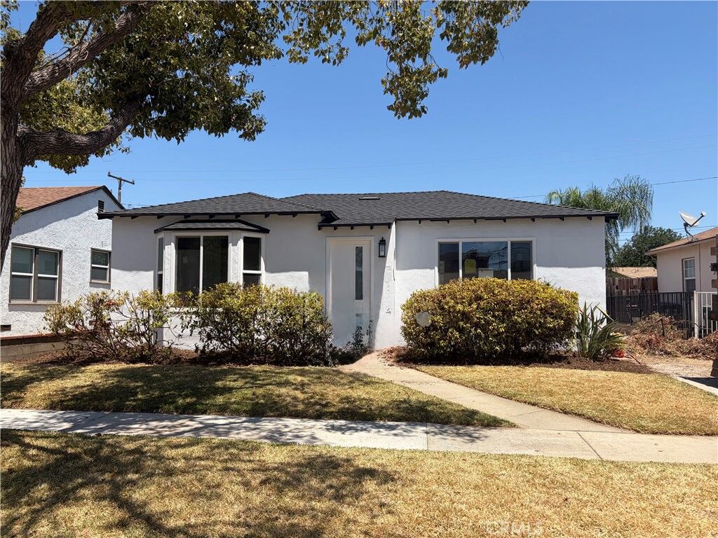 Property Photo:  2416 W Repetto  CA 90640 
