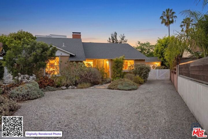 Property Photo: 13326 Bessemer Street CA 91401