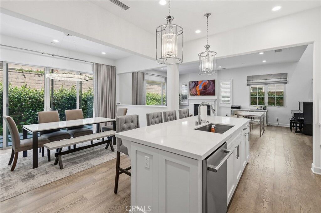 Property Photo: 61 Furlong CA 92602