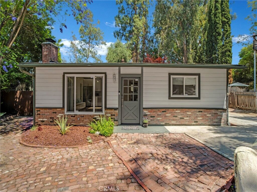 Property Photo:  5338 Campo Road  CA 91364 