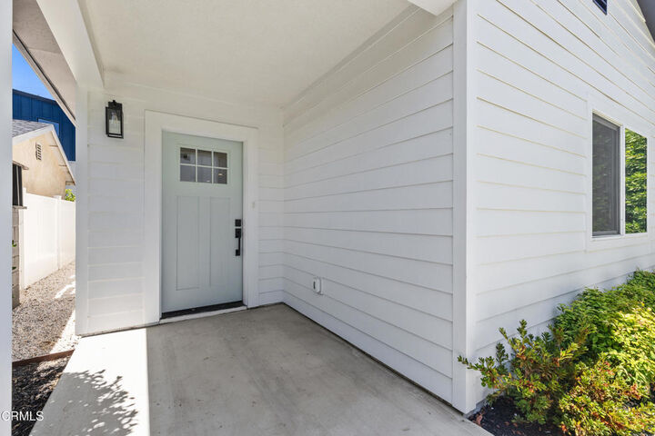 Property Photo: 723 1/2 Chestnut Avenue CA 90042