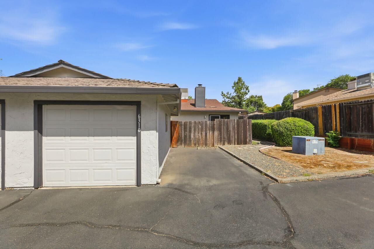 Property Photo:  6310 Brigadoon Way  CA 95842 