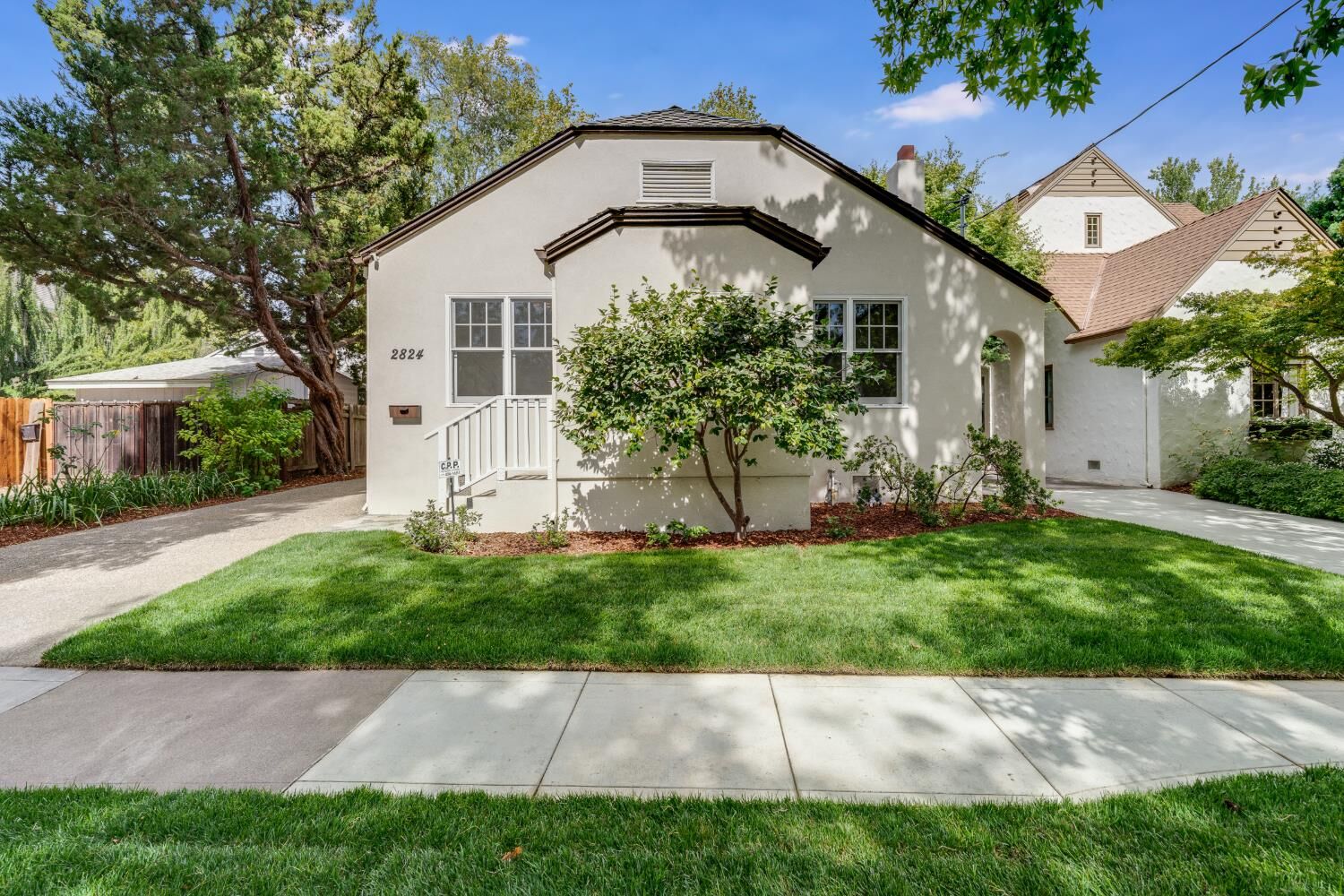 Property Photo:  2824 18th Street  CA 95818 