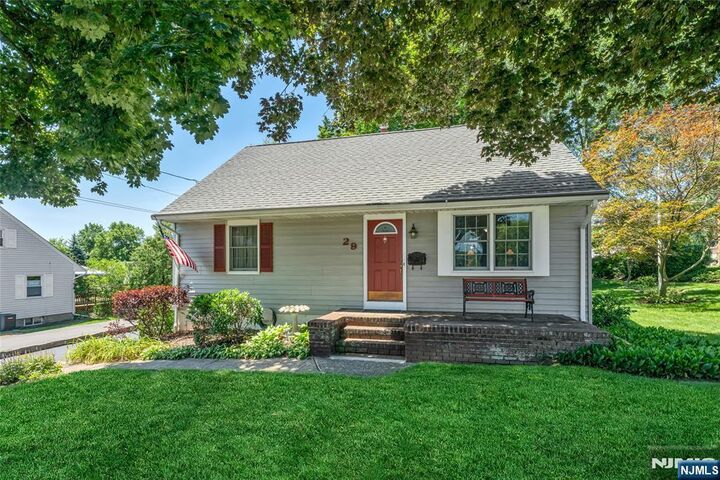 Property Photo:  29 Giannone Road  NJ 07470 